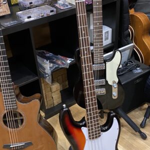 Egmond Jazz Bass sunburst