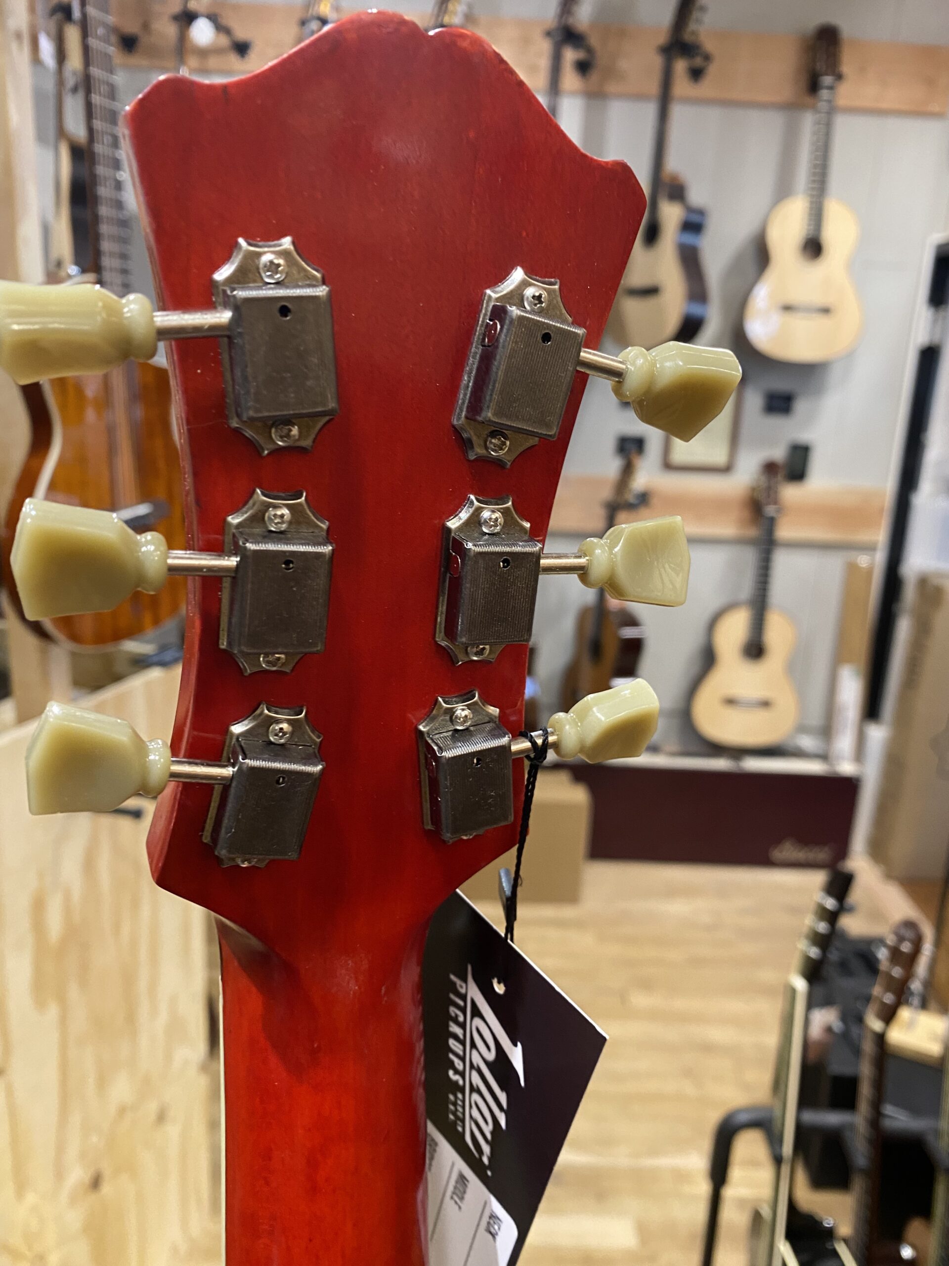 Eastman T64/V antique red met bigsby - Afbeelding 5