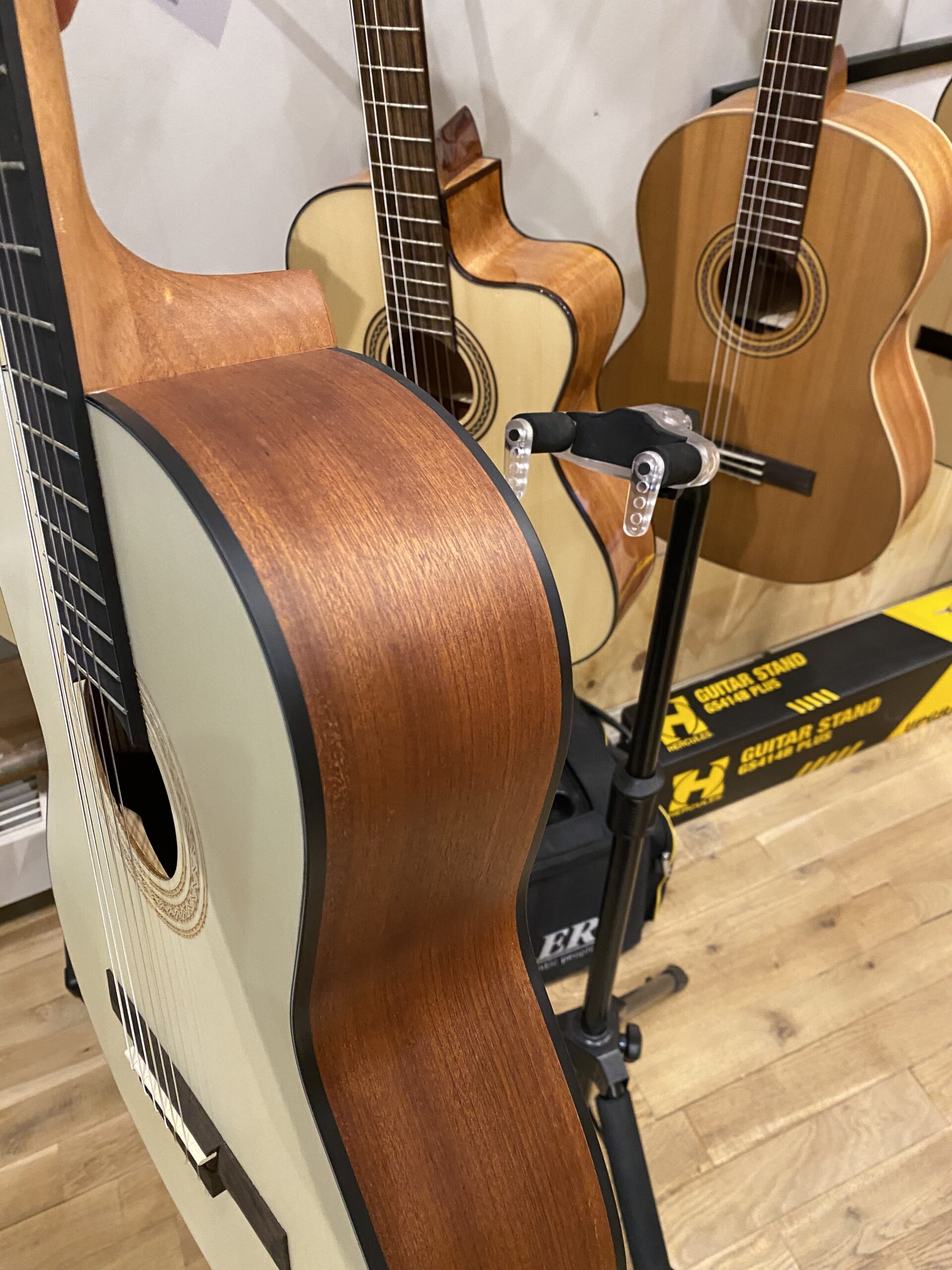 La Mancha Rubinito LSM-N (small neck) - Afbeelding 3
