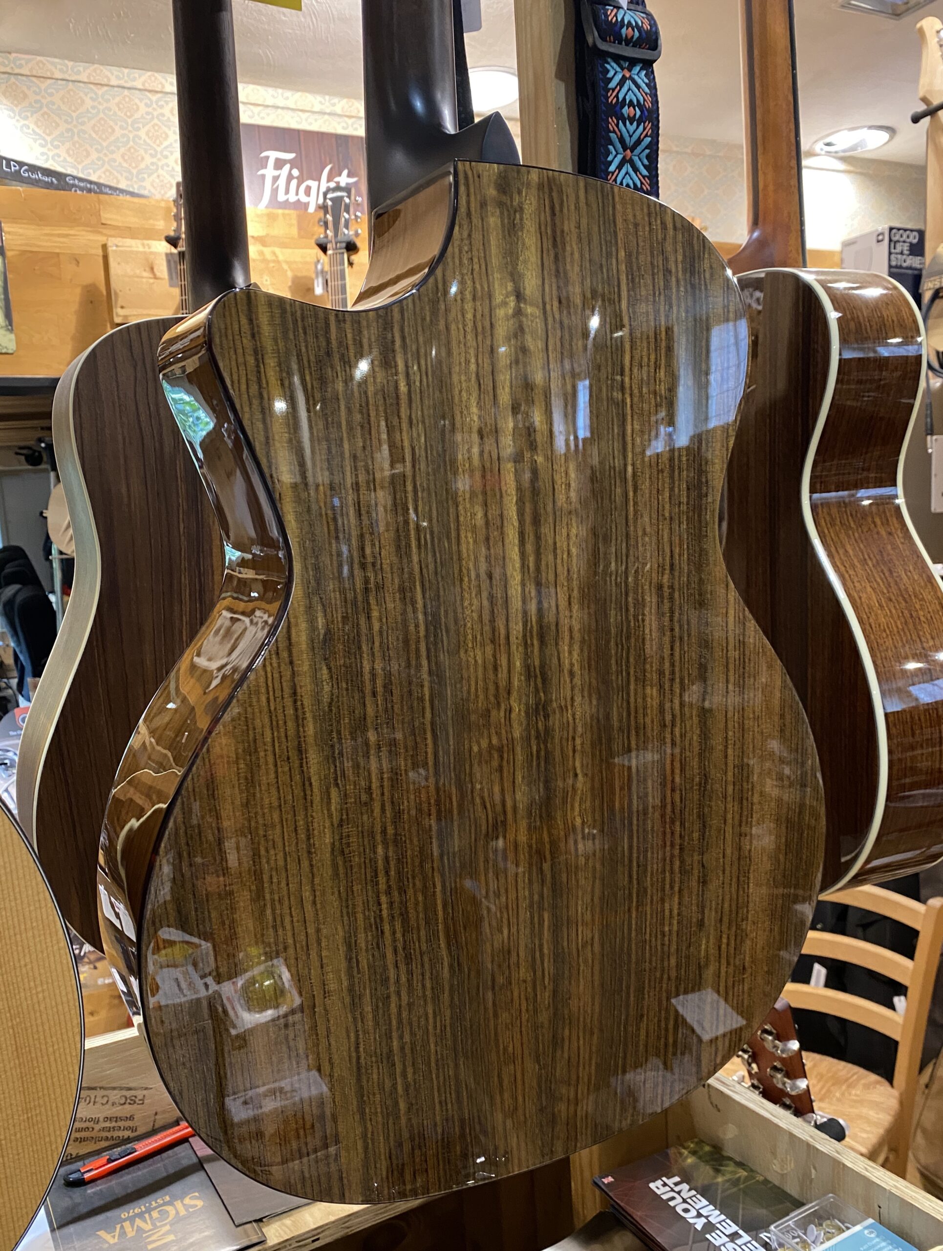 Eastman AC222-CE DLX Goldburst - Afbeelding 4